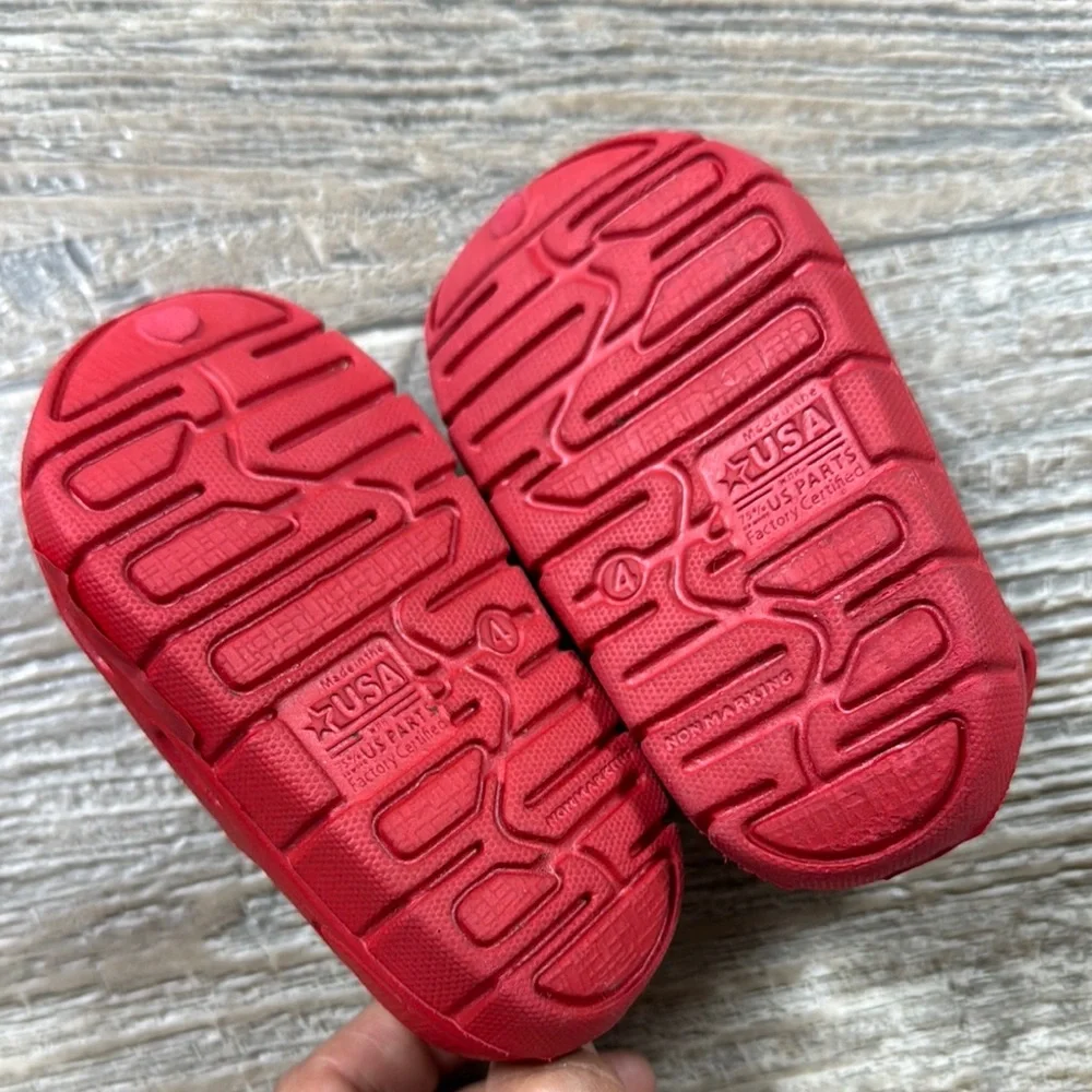 Wonder Nation Baby Boys EVA Clogs, Kids Red Slip-On Shoes 4